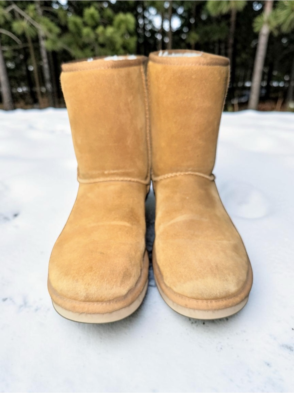 Koolaburra by UGG Women's Koola Short Chestnut Suede Boots‎ with White Shearling